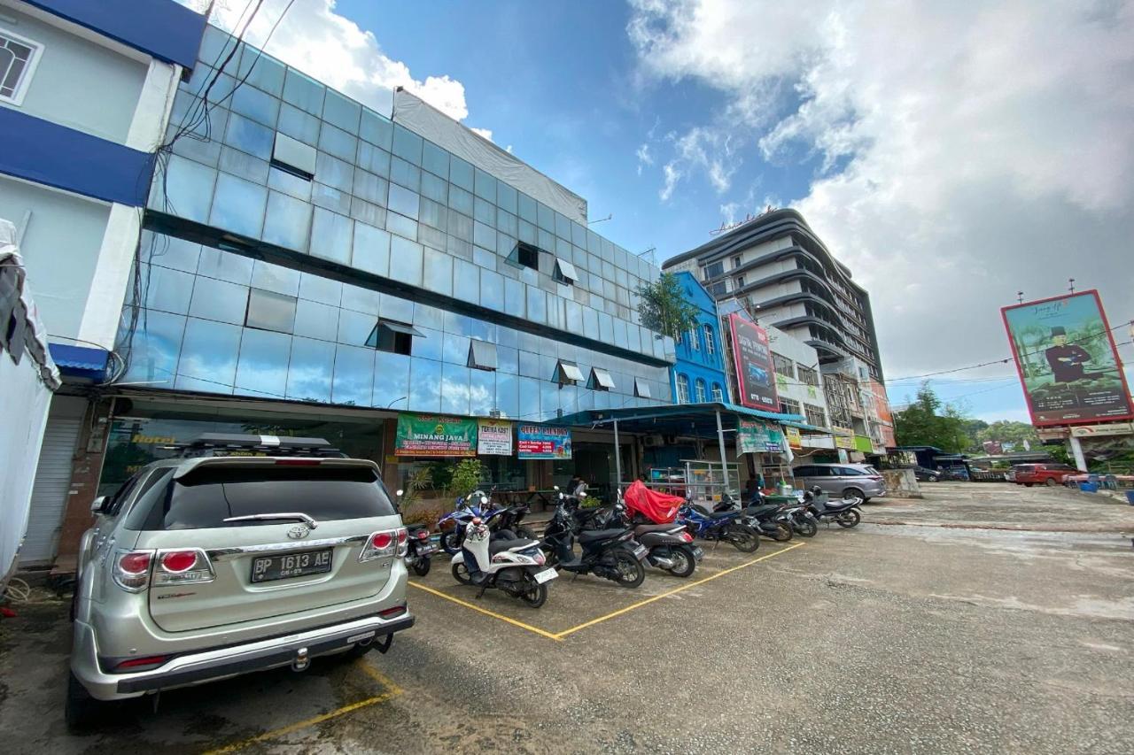 Oyo 92702 Minang Jaya Hotel Nagoya Exterior photo