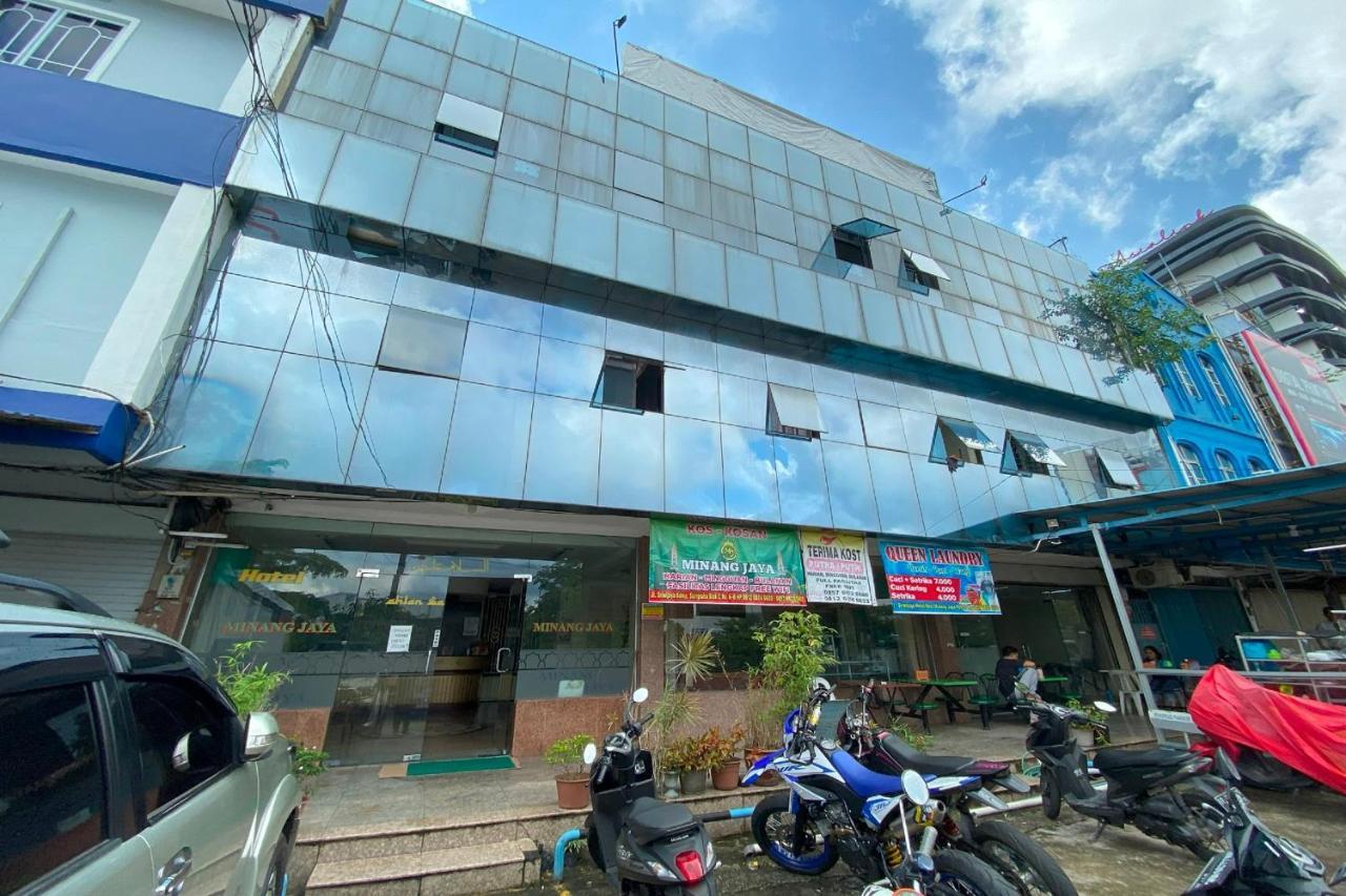 Oyo 92702 Minang Jaya Hotel Nagoya Exterior photo
