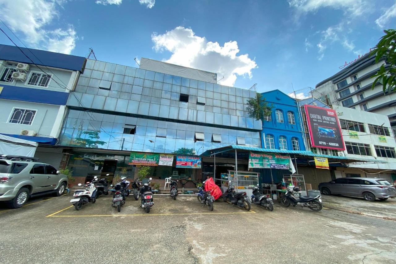 Oyo 92702 Minang Jaya Hotel Nagoya Exterior photo